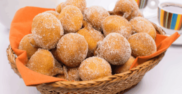 Bolinho de Chuva Fácil e Gostoso