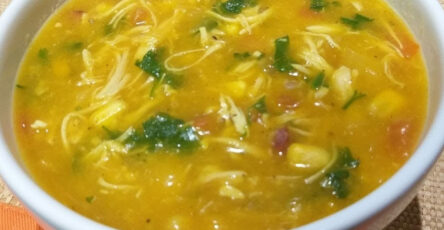 Caldo de Kenga com calabresa e bacon