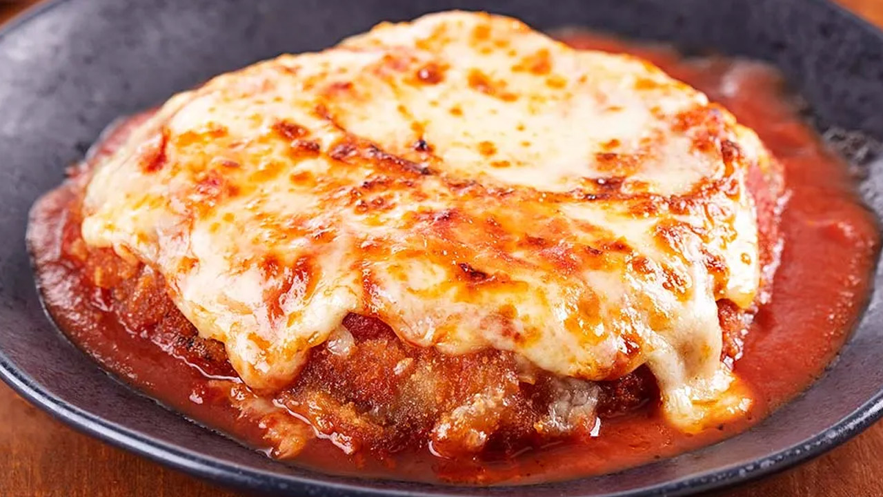 Bife à parmegiana